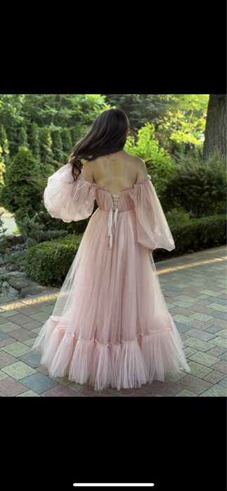 Вечірня/ випускна сукня