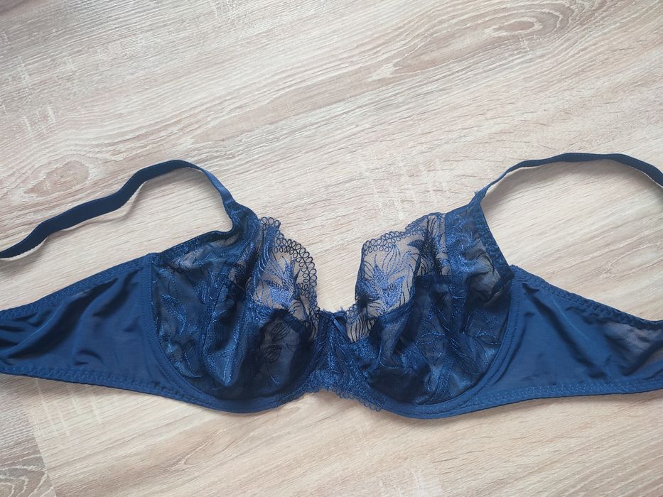 Biustonosz miękki George