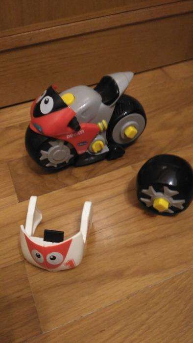 Carrinhos e motos Turbo Touch