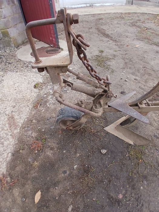 Продам культиваторні секції УСМК. КРН, кількість 9 штук.