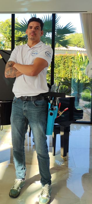 C’est Clean - Limpeza de Vidros / Exterior