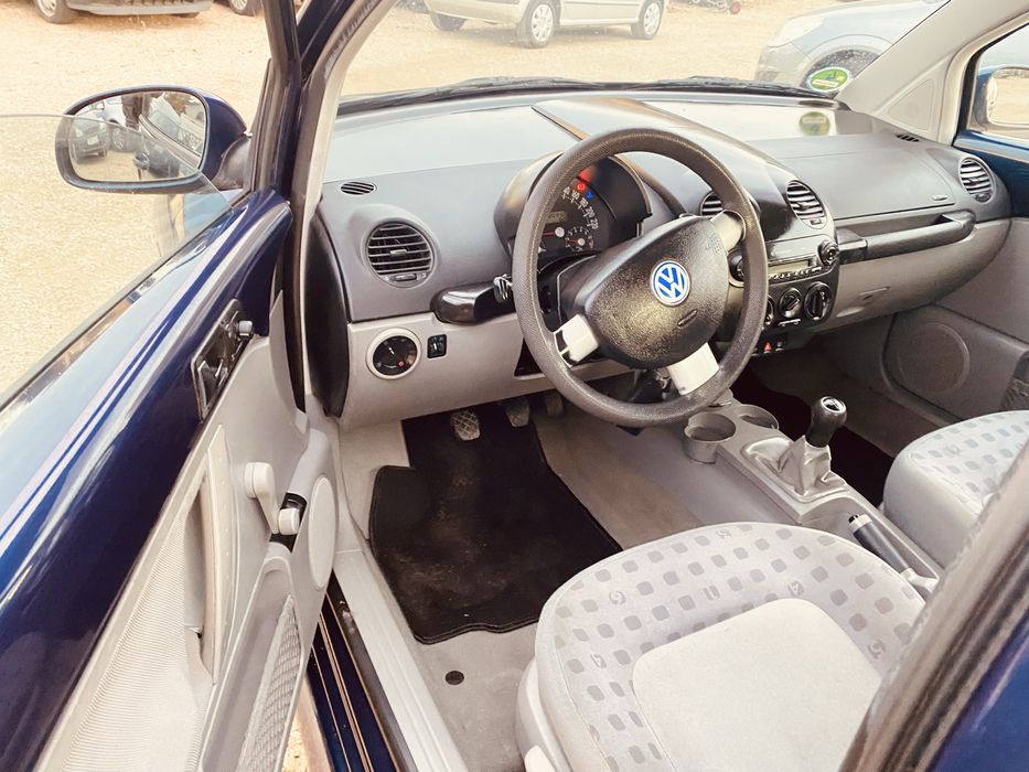 vw new bettle rok 2000 poj 1,6 przeb 220tyś klima zadbany