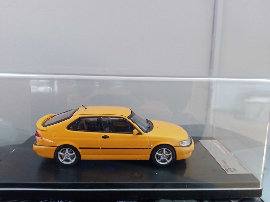 Модель авто Saab 9-3 Viggen 1:43