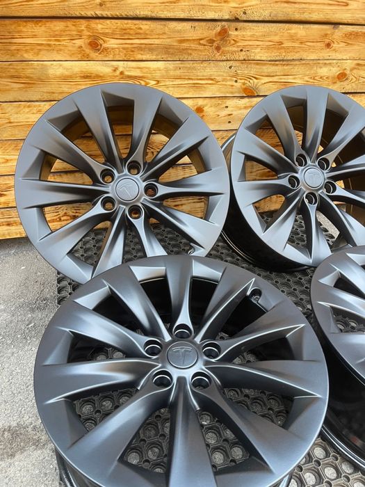 Диски легкосплавні  5/120 R19
