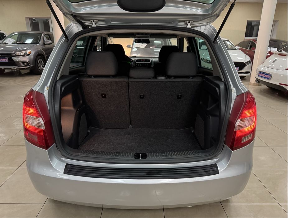 Skoda Fabia 1.4i 16V 5МКПП 2009 р.в. (86 к.с.)