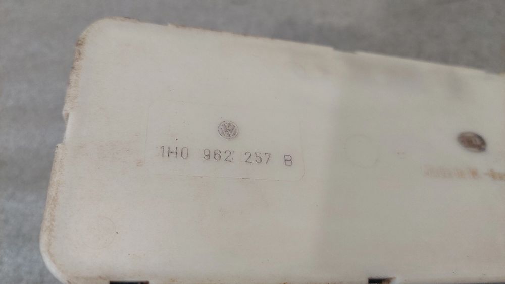 Motor Fecho Central VOLKSWAGEN Polo (6N)