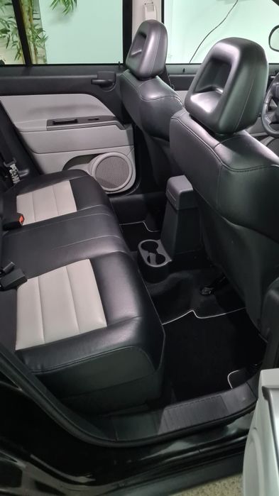 Jeep Compass 2.0 CRD 140CVS. 196000KMS  super estimado.