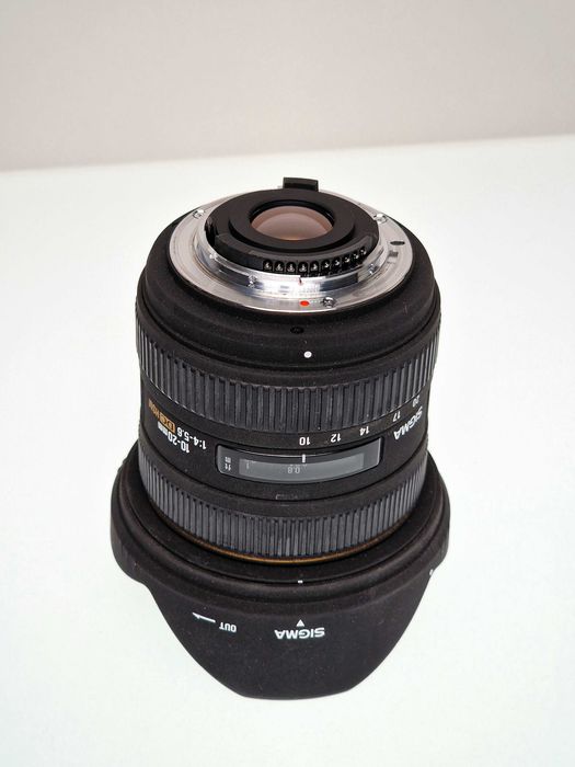 Sigma 10-20 mm f/4-5.6 EX DC HSM Nikon + Etui+ Filtr