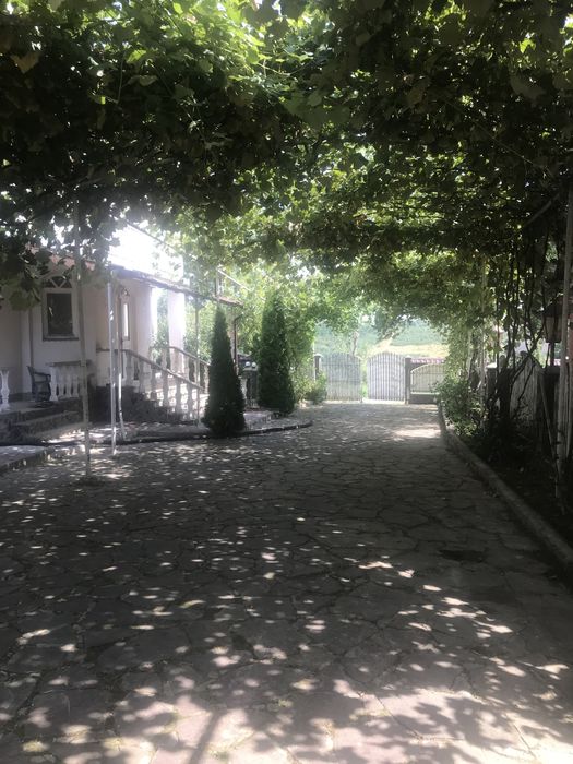 Будинок продажа в затишному місці