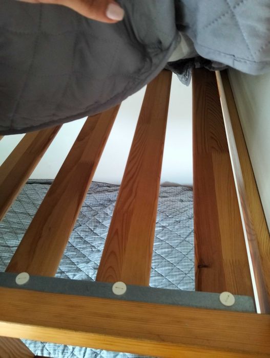 Cama Kura IKEA adaptada a beliche