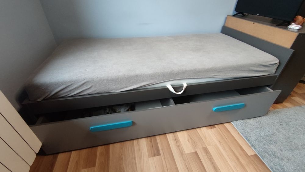 Łóżko młodzieżowe 90x200