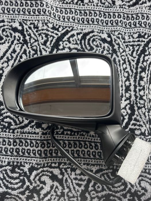 Retrovisor esquerdo
