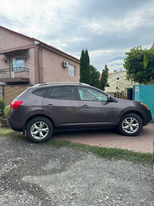 Продаж авто Nissan Rogue