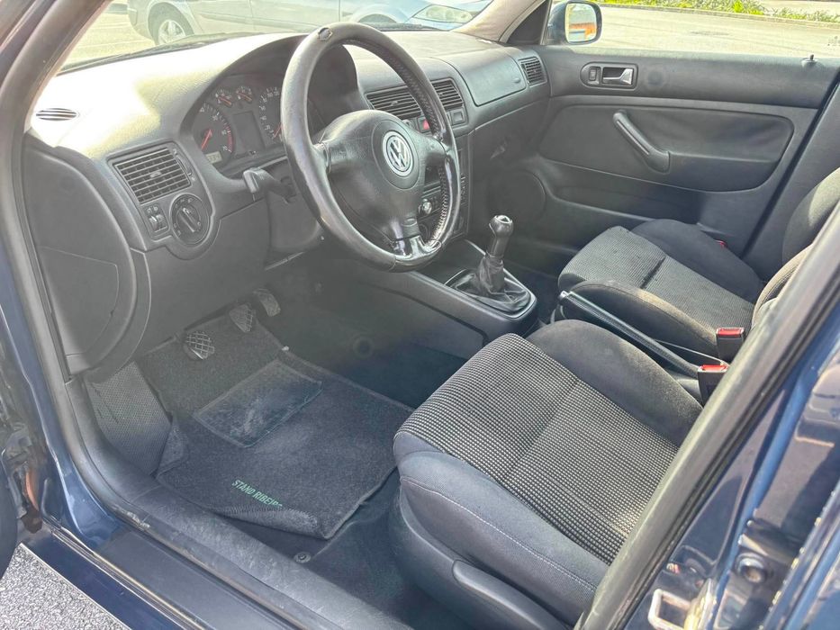 Golf 4 1.6 Gasolina