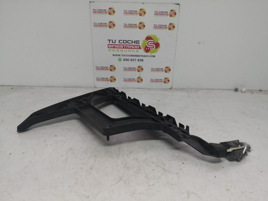 Suporte Para-Choques Traseiro Audi A4 Berlina 8K2