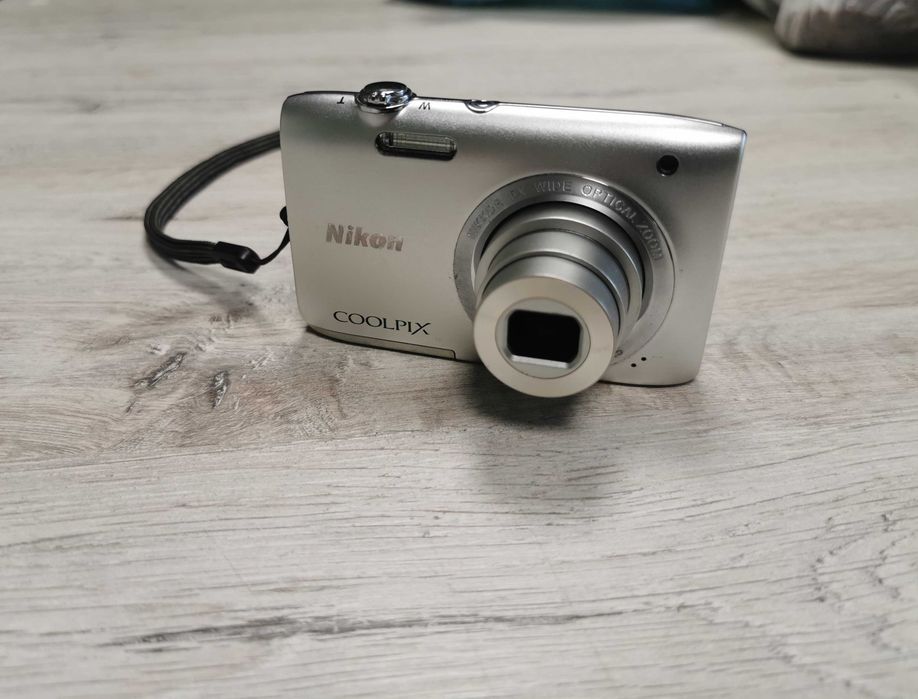 Nikon Coolpix S2800  20MP | 5x Zoom