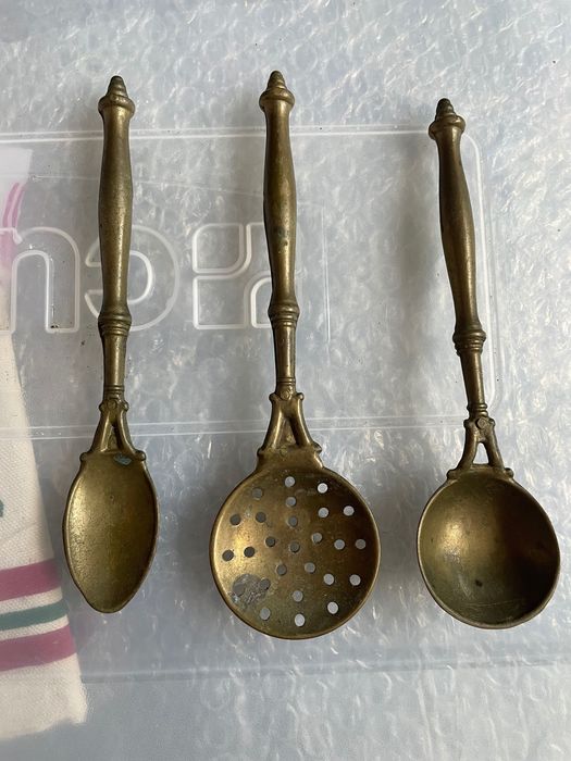Komplet starych sztućców z mosiądzu