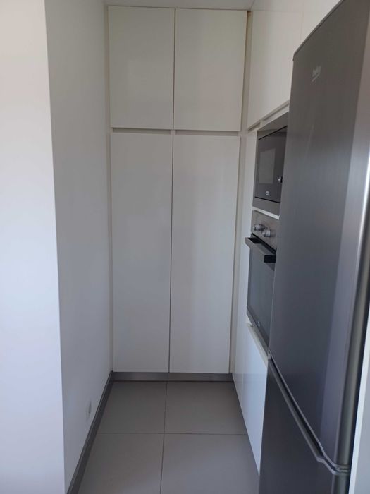 Apartamento T3 para arrendamento na Rua Tenente Valadim