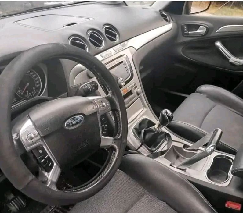 Ford s-max titanium64750302383490124