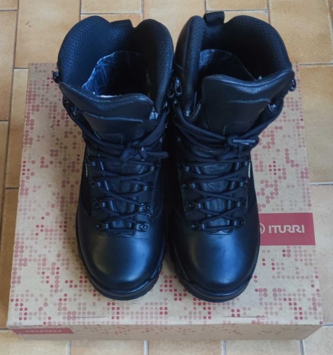 Botas tácticas militares Iturri Eagle - Gore Tex - Tamanho 39