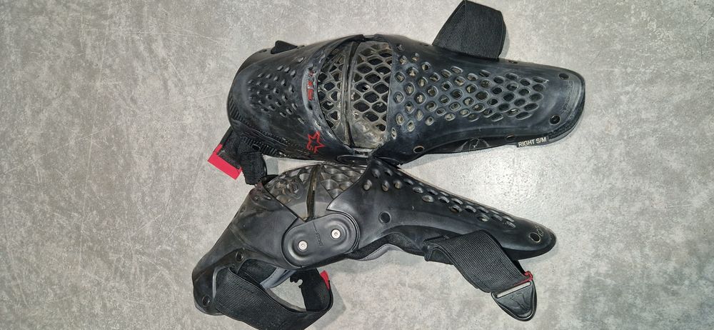Kit proteção joelheira cotoveleira alpinestar