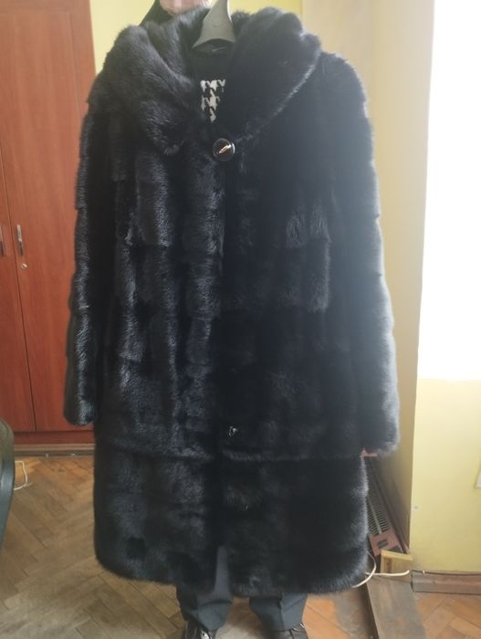 Продається норкова шубка