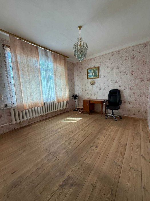 Будинок в селі Вознесенське, 6 км. від Чернігова