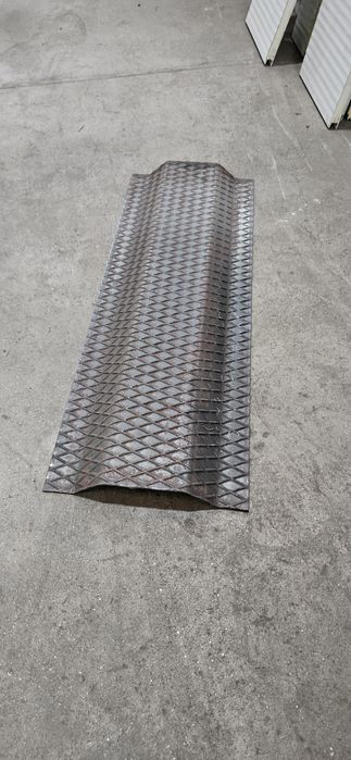 Proteção cabos rampa chapa anti derrapante