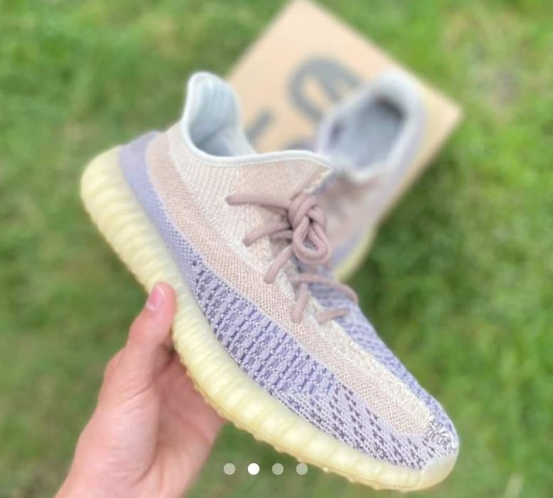Adidas yeezy boost "ash Pearl"