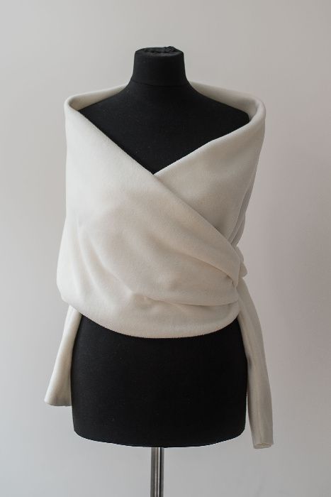 Etola doślubu, ciepła etola z rękawami, bolerko ślubne