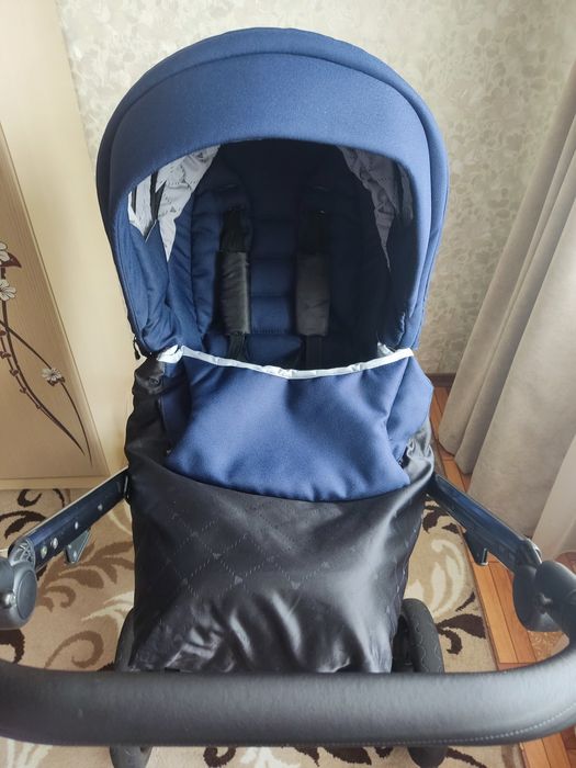 Продам детскую коляску