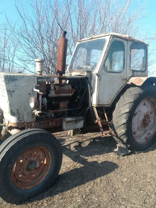 Продам трактор ЮМЗ-6, причіп 2ПТС4, плуг, косарку, граблі