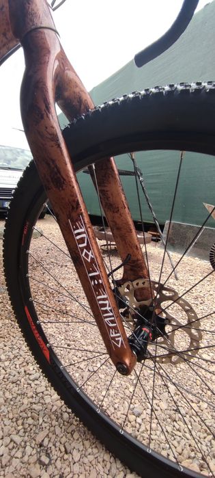 Rower gravelowy cube