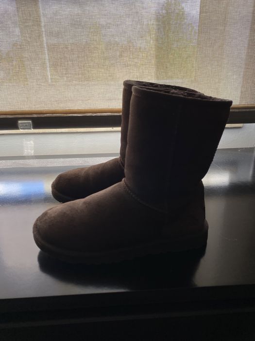 Bota Ugg Castanha