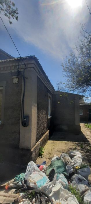Будинок на Володимирській (Довгинцево)