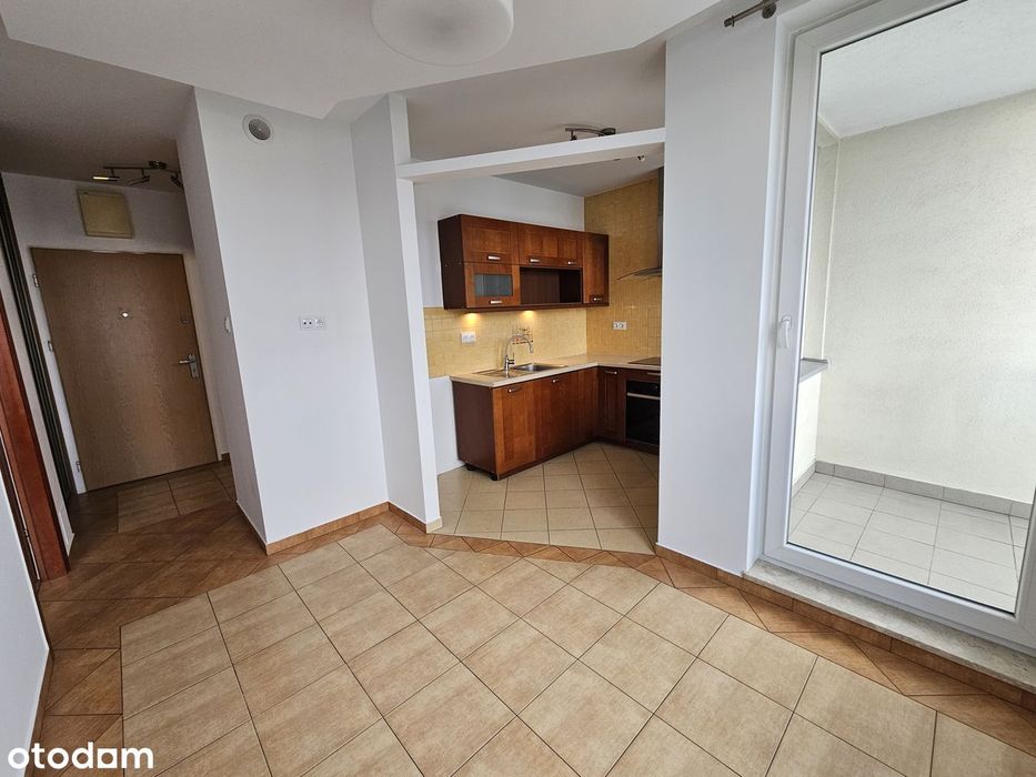 Jasne 2-pokojowe mieszkanie, loggia. Blisko planowanego metra-14piętro