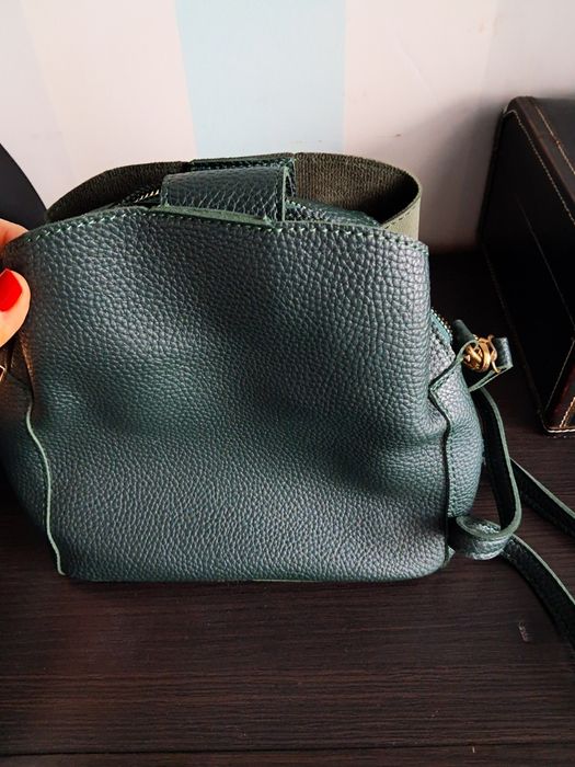 Сумка,  натуральна шкіра. Не підійшов колір.