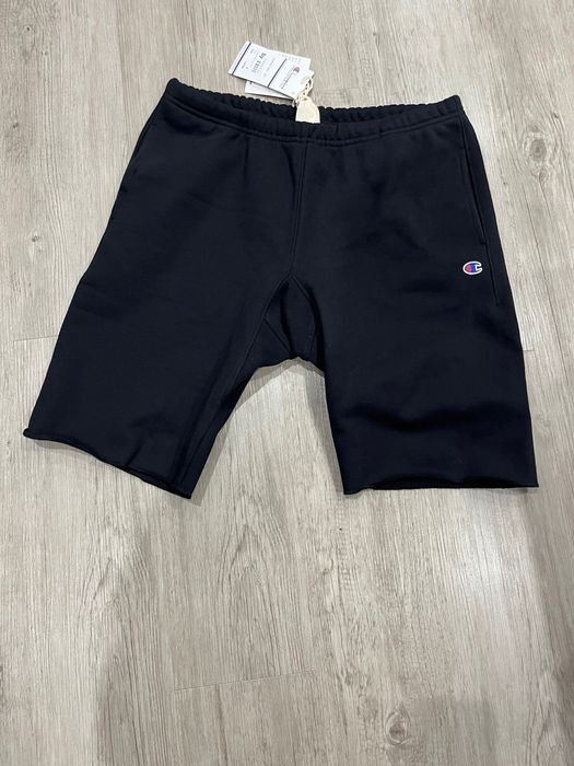 Продам новые шорты Champion![ХL]