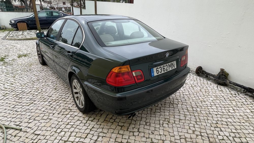 BMW e46 320i sedan