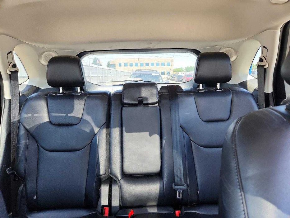 2022 Ford  Edge  TITANIUM