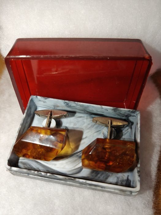 Spinki do mankietów z bursztynem