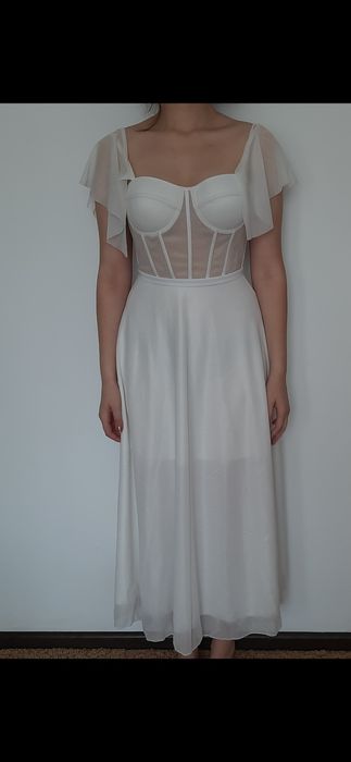 Біла корсетна  сукня на випускний/весілля