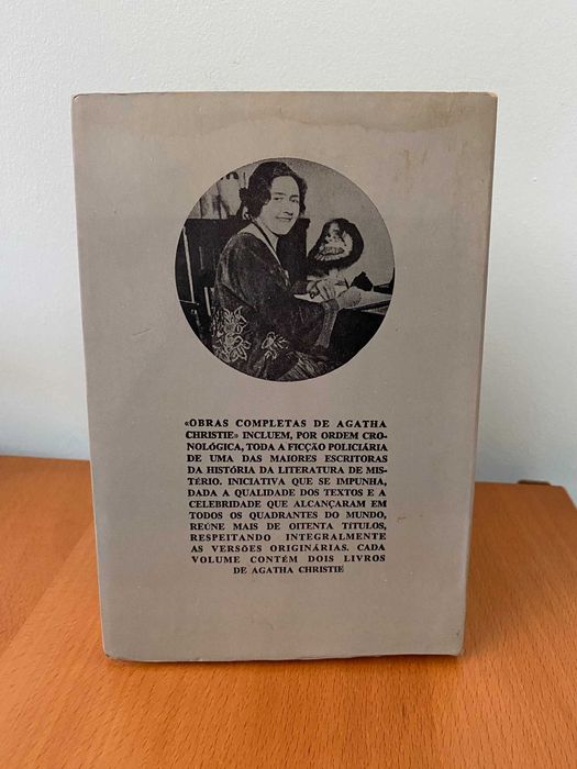 O Segredo de Chimneys/O Assassinato de Roger Ackroyd - Agatha Christie