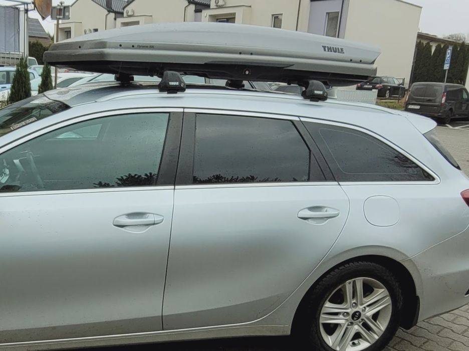 Box dachowy Thule Dynamic 800