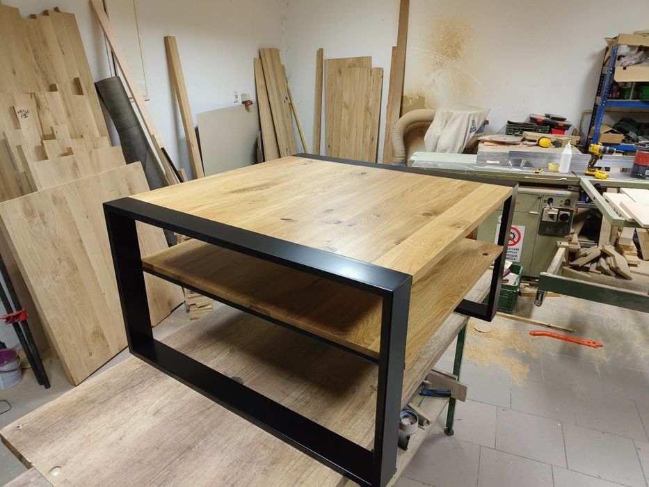 Szafka RTV lity dąb, jesion, lakier olej