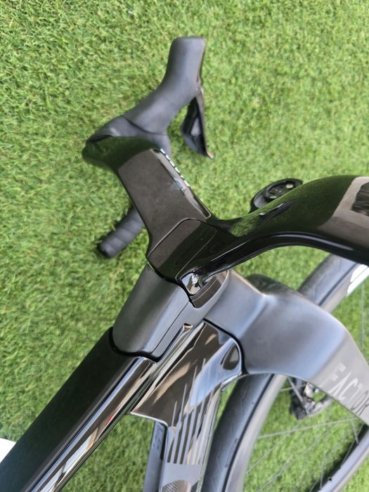 FACTOR ONE com Dura-Ace N° 54