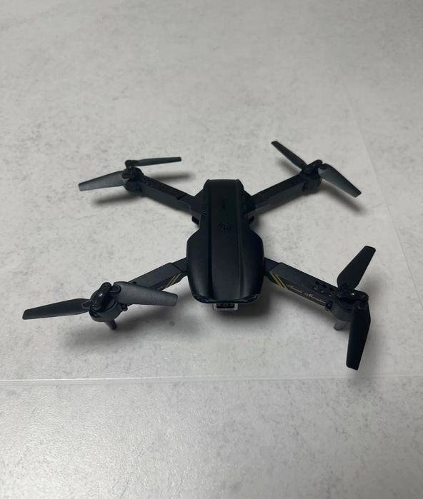 Дитячий іграшковий дрон