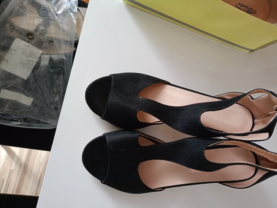Okazja Fajne buty rozmiar 40