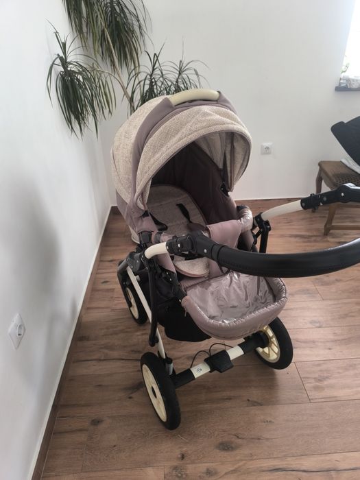 Дитяча коляска 2 в 1  підходить для хлопчика так і для дівчинки