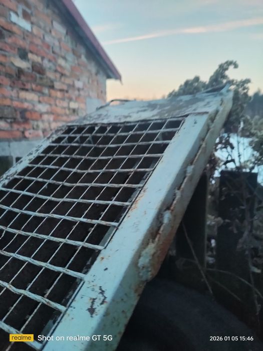 Trapy 305 cm długości, szerokość 40 cm  nośność około  4000 kg